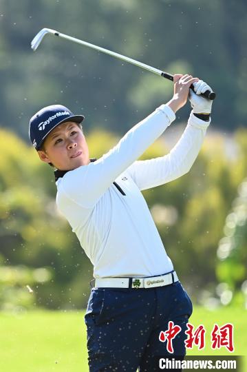 厦门东方高尔夫：中高协女子锦标赛第二轮刘艳