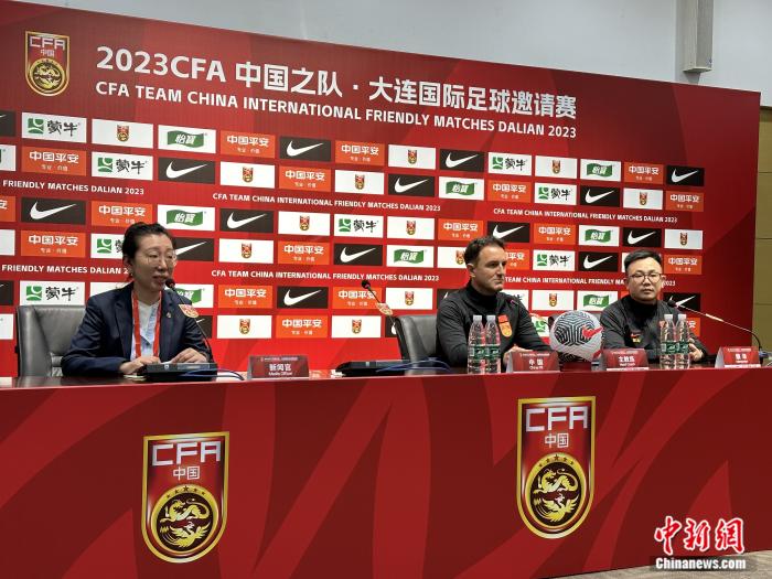国足在大连热身以2-0击败越南完成复仇：现阶段
