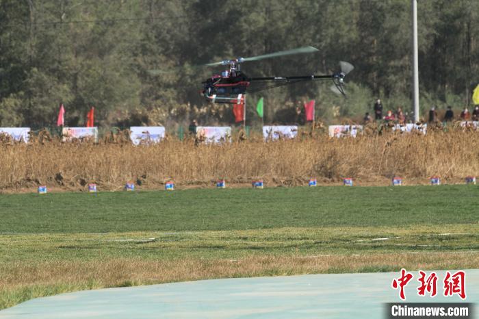 无人机竞速公开赛（阜新站）开幕：活力、创新