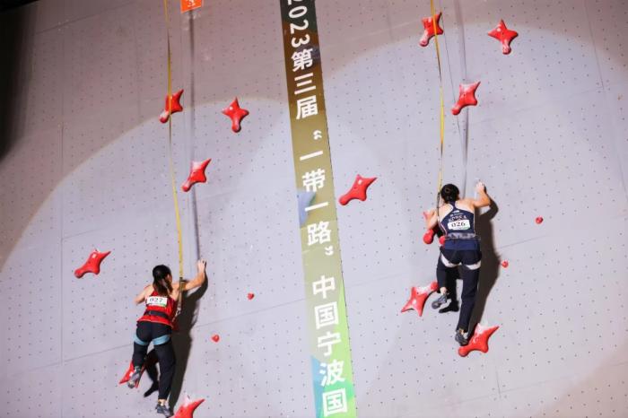 2023宁波国际攀岩大师赛圆满收官 青少年选手包揽