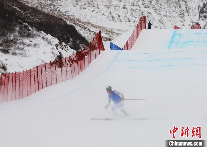 南方无雪之地的冰雪追梦人：普蕊邱习杨十四冬